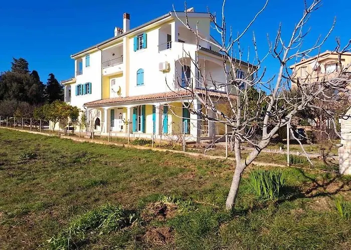 Apartment Laurus